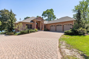 Photo for 6900 Minnewashta Parkway, Excelsior, MN 55331 - Listing #6098438 Custom built, this all brick home has been meticulously maintained.