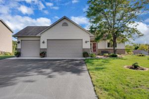 Photo for 688 August Drive, Chaska, MN 55318 - Listing #6101903 688 August Drive, Chaska, MN 55318