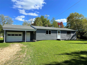 Photo for 3111 Highway 332, International Falls, MN 56649 - Listing #6103126 3111 Highway 332, International Falls, MN 56649