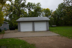 816 Columbia Avenue S, Thief River Falls, MN 56701