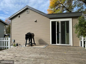 310 Minnesota Avenue NE, Warroad, MN 56763