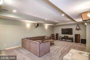 35002 Wagner Hill Way, Cannon Falls, MN 55009