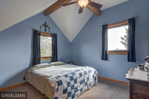 35002 Wagner Hill Way, Cannon Falls, MN 55009