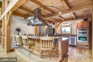35002 Wagner Hill Way, Cannon Falls, MN 55009