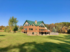 35002 Wagner Hill Way, Cannon Falls, MN 55009