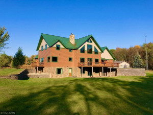 35002 Wagner Hill Way, Cannon Falls, MN 55009