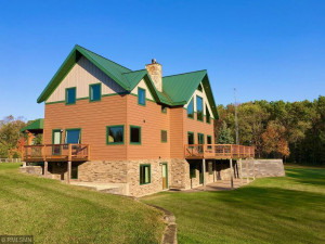 35002 Wagner Hill Way, Cannon Falls, MN 55009