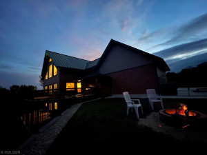 35002 Wagner Hill Way, Cannon Falls, MN 55009
