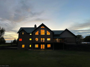35002 Wagner Hill Way, Cannon Falls, MN 55009