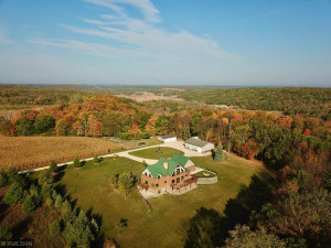 35002 Wagner Hill Way, Cannon Falls, MN 55009