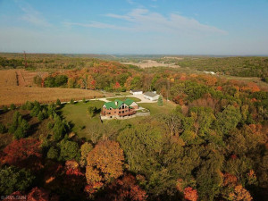 35002 Wagner Hill Way, Cannon Falls, MN 55009