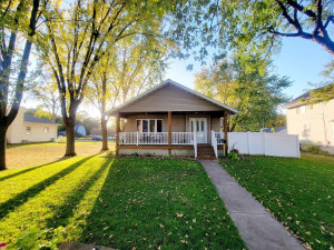 Photo for 837 Holley Avenue, Saint Paul Park, MN 55071 - Listing #6114992 837 Holley Avenue, Saint Paul Park, MN 55071