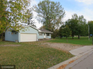 17964 140th Avenue NE, Thief River Falls, MN 56701