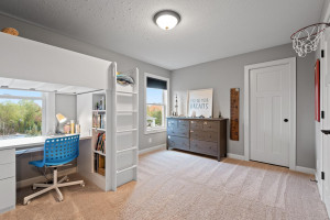 Photo for 11610 Aster Lane, Woodbury, MN 55129 - Listing #6114865 Offering plentiful space, natural light and neutral color pallet, this bedroom is also connected to the Jack-and-Jill bathroom.