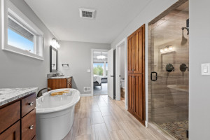 Photo for 11610 Aster Lane, Woodbury, MN 55129 - Listing #6114865 Relax and unwind at the end of the day in this spacious master bath.