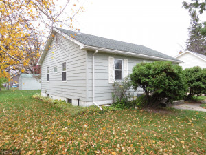 400 2nd Avenue SE, Roseau, MN 56751