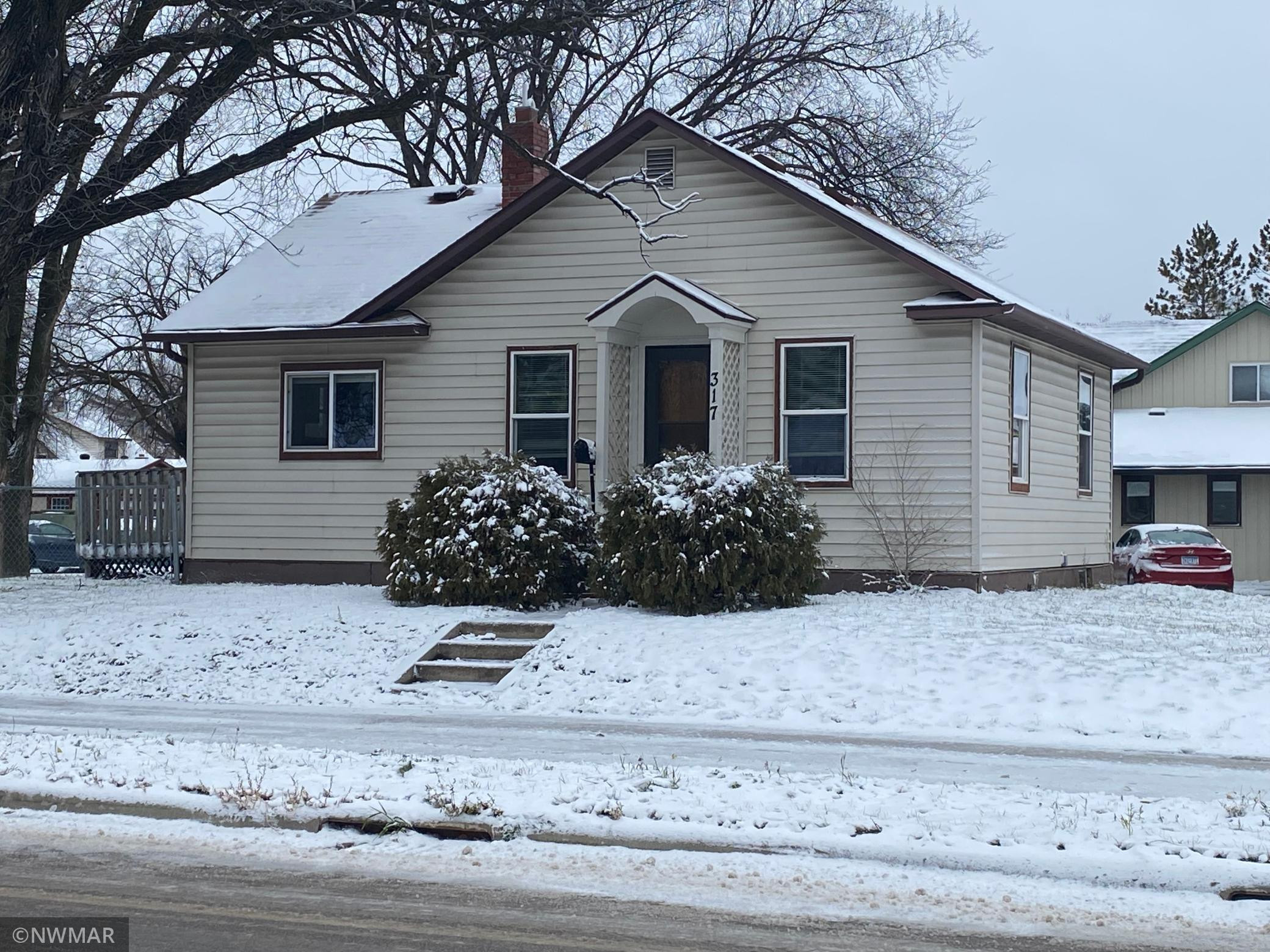 Photo for 317 8th Street E, Thief River Falls, MN 56701 - Listing #6127340 317 8th Street E, Thief River Falls, MN 56701