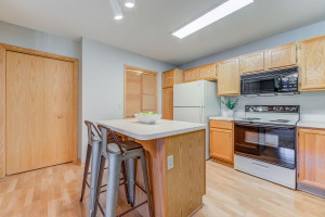 Photo for 9909 Tamarack Cove, Woodbury, MN 55125 - Listing #6127335 9909 Tamarack Cove, Woodbury, MN 55125