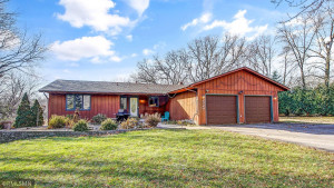 Photo for 2024 Eaglewood Circle, Shakopee, MN 55379 - Listing #6129537 2024 Eaglewood Circle, Shakopee, MN 55379