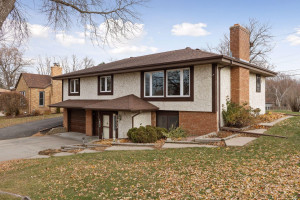 Photo for 8933 Girard Avenue S, Bloomington, MN 55420 - Listing #6129103 8933 Girard Avenue S, Bloomington, MN 55420