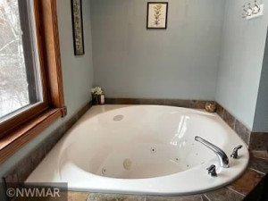 Photo for 56461 Birchwood Drive, Warroad, MN 56763 - Listing #6180646 00-eRSjh3jNcqXOkImD0ZKarTrd_NUzSZVAnvFpbeo6BToofTGaHY1WFgT1Z4ZL9zRFldMTLfbtJ__wYVBQ_4iTow