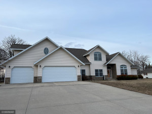 Photo for 901 6th Street SW, Roseau, MN 56751 - Listing #6183323 901 6th Street SW, Roseau, MN 56751