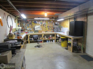 Photo for 904 S Suncrest Drive, Fairfield, IA 52556 - Listing #6185017 904 S Suncrest Drive, Fairfield, IA 52556