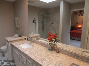 Photo for 904 S Suncrest Drive, Fairfield, IA 52556 - Listing #6185017 904 S Suncrest Drive, Fairfield, IA 52556
