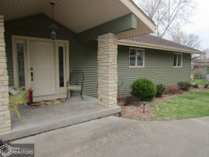 Photo for 904 S Suncrest Drive, Fairfield, IA 52556 - Listing #6185017 904 S Suncrest Drive, Fairfield, IA 52556
