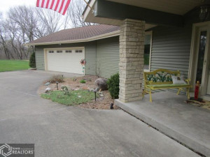 Photo for 904 S Suncrest Drive, Fairfield, IA 52556 - Listing #6185017 904 S Suncrest Drive, Fairfield, IA 52556