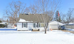 8831 15th Avenue S, Bloomington, MN 55425