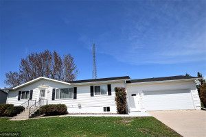 Photo for 215 7th Street SW, Roseau, MN 56751 - Listing #6194749 215 7th Street SW, Roseau, MN 56751