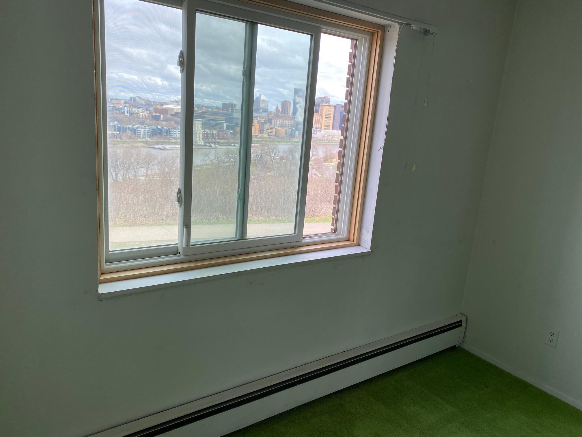 334 Cherokee #206 - 3.jpg