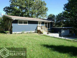 2710 Knollcrest Drive, Burlington, IA 52601