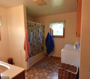 Photo for 528 E Ross Avenue, Warren, MN 56762 - Listing #6221792 528 E Ross Avenue, Warren, MN 56762