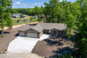 Photo for 165 Woodland Drive, Henderson, MN 56044 - Listing #6159531 165 Woodland Drive, Henderson, MN 56044