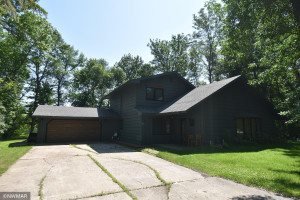 214 Oak Road, Warroad, MN 56763