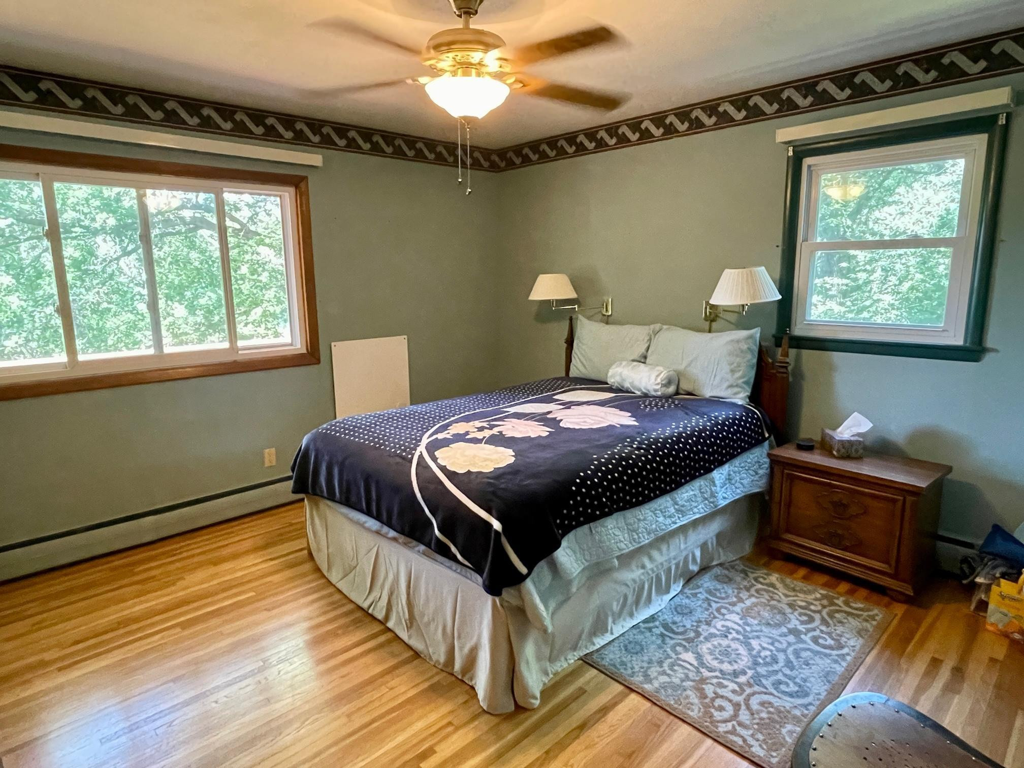 7-Bedroom 1 - main floor.jpg