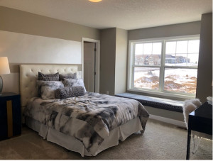 Photo for 4785 Stable View Drive, Woodbury, MN 55129 - Listing #6163264 Bedroom 3, 12 x 14, has a window seat and large walk in closet and shares a Jack and Jill bath with bedroom 4