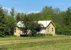 Photo for 3670 County Road 97, International Falls, MN 56649 - Listing #6236178 3670 County Road 97, International Falls, MN 56649
