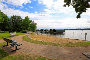 3025 Brooks Lane, Wayzata, MN 55391