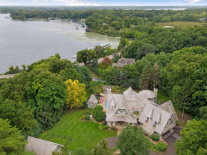 3025 Brooks Lane, Wayzata, MN 55391