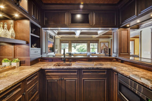 3025 Brooks Lane, Wayzata, MN 55391