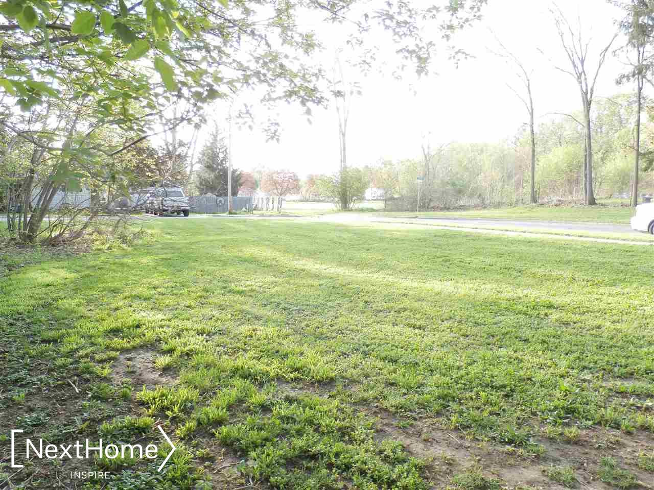 942 Division Street, Owosso, MI 48867 — front exterior