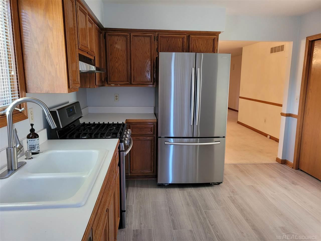 856 neff, Grosse Pointe, MI 48230 — Photo 9