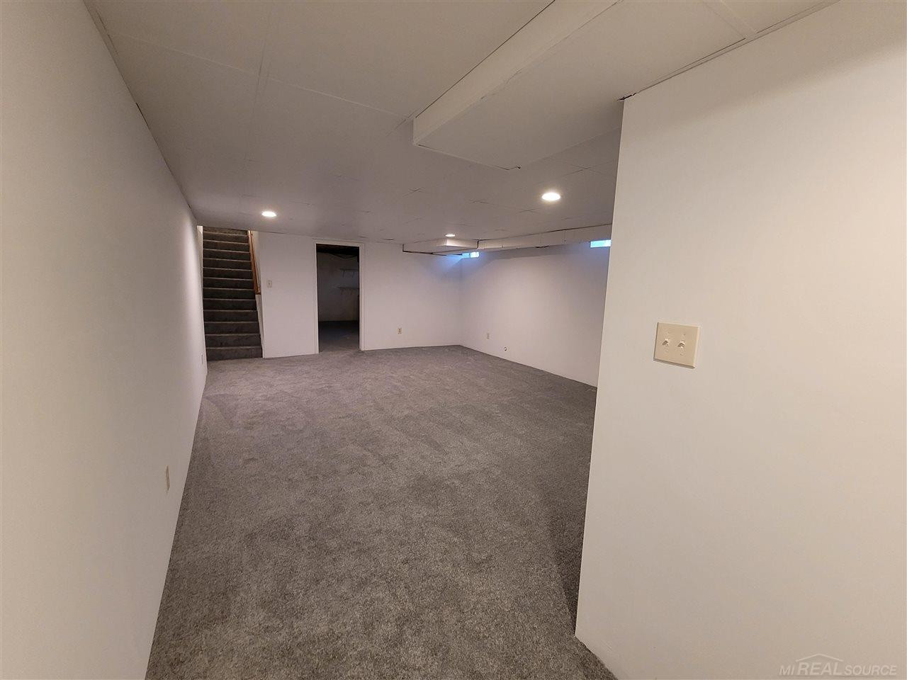 856 neff, Grosse Pointe, MI 48230 — Photo 13