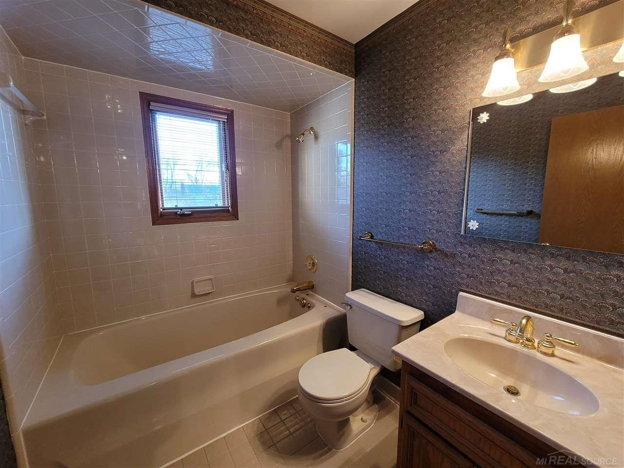 856 neff, Grosse Pointe, MI 48230 — Photo 19