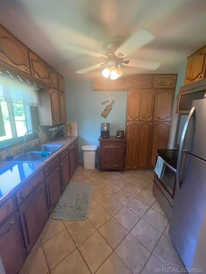 5097 Lakeshore, Lexington, MI 48450 — Photo 16