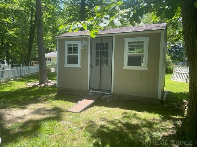 5097 Lakeshore, Lexington, MI 48450 — Photo 32
