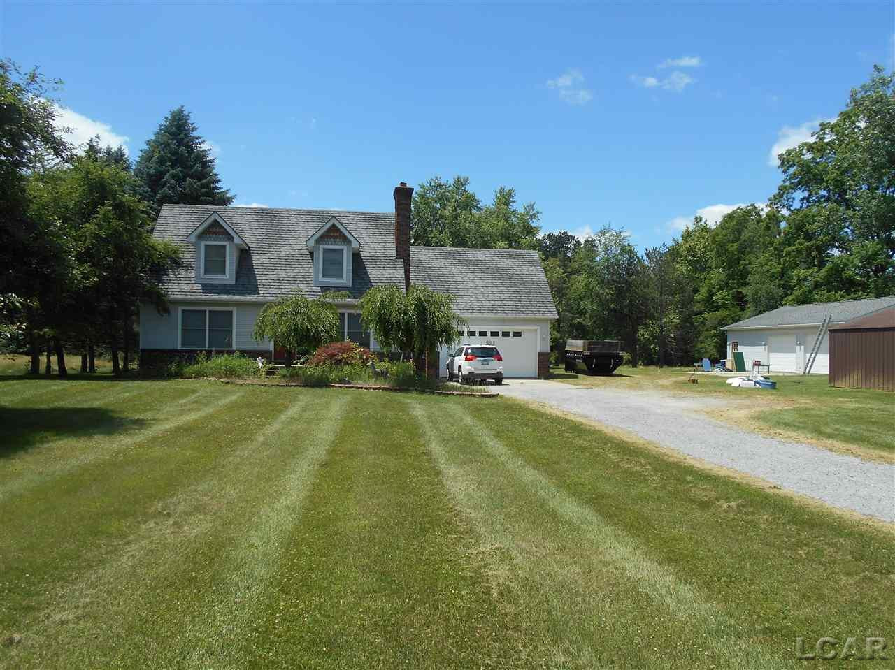 800 N Maple Grove, Hudson, MI 49247